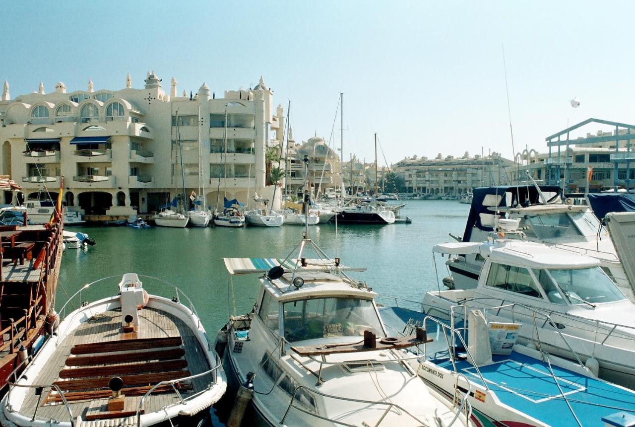 Acuario'S Home بينالماذينا المظهر الخارجي الصورة