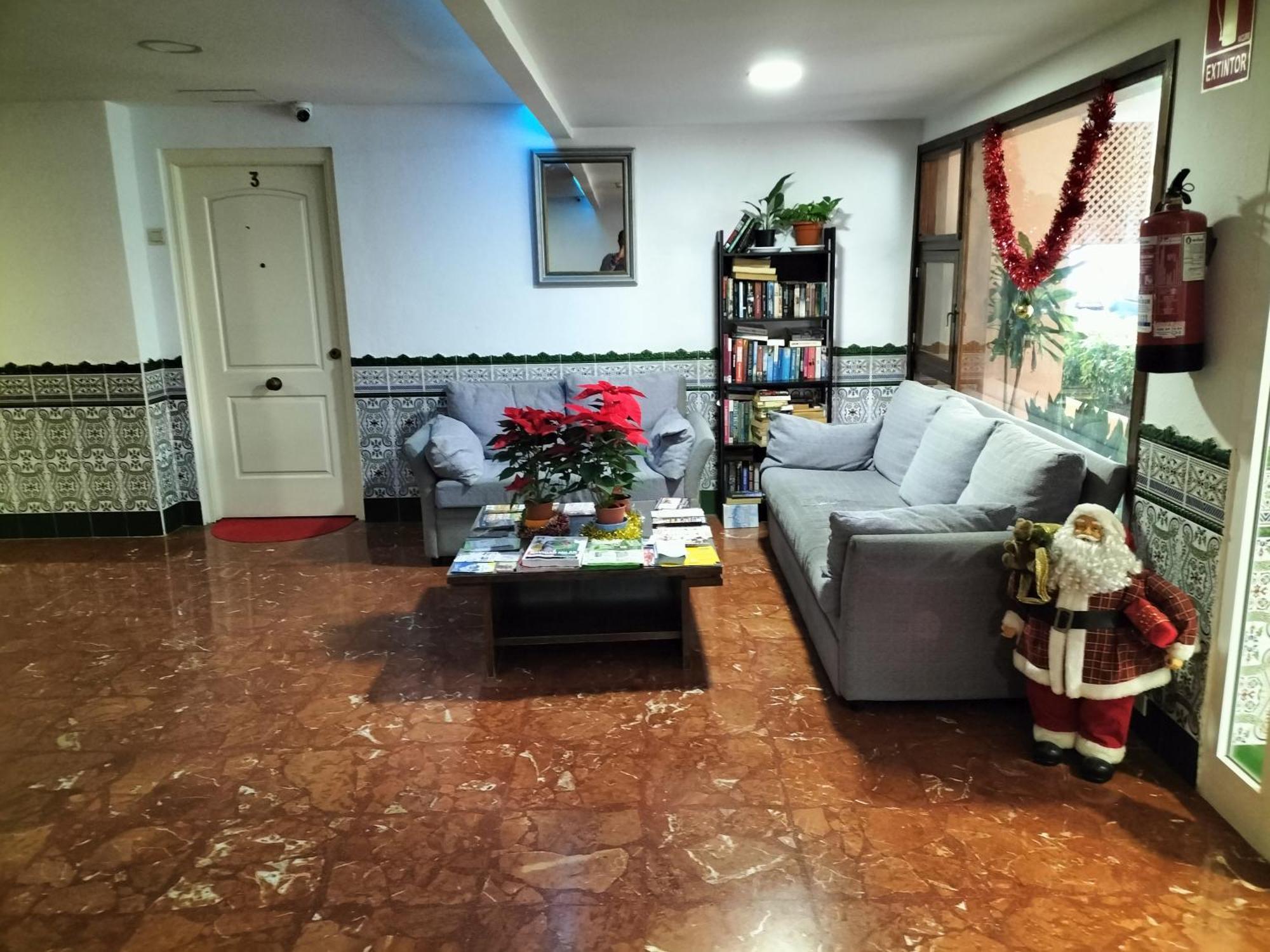 Acuario'S Home بينالماذينا المظهر الخارجي الصورة